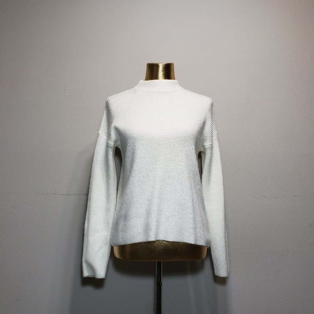 FOREVER 21 White Ribbed High Neck Sweater